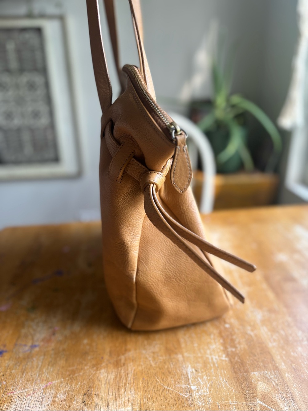 Dooney & Bourke made in Italy Tan Leather Tote - Soft Pebble Grain slouchy Bag - Picture 7 of 16
